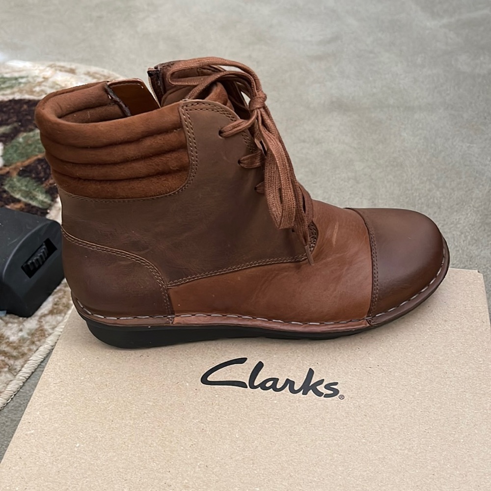 Clarks tan bootie size 7. New unworn